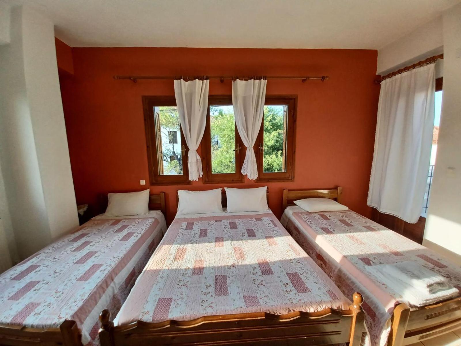 Maravelias Rooms Tríkeri Exterior foto