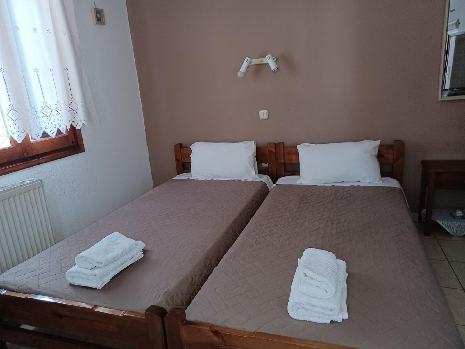 Maravelias Rooms Tríkeri Exterior foto